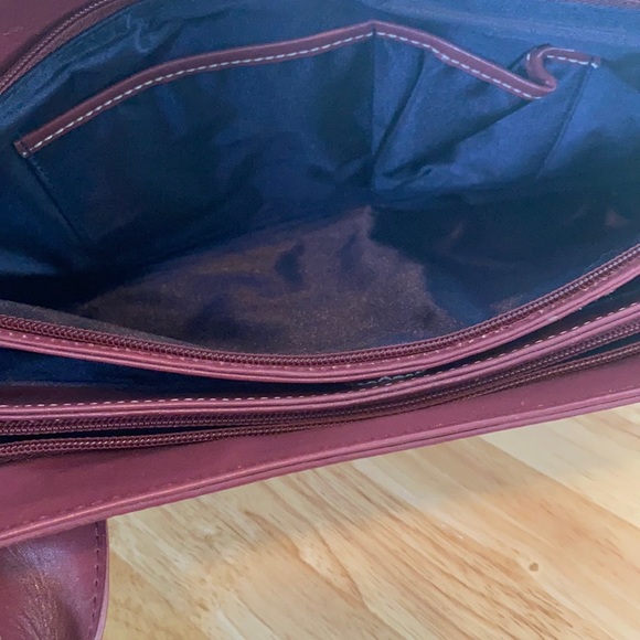 Hype Leather Rectangular Structured Bag. - Picture 11 of 16